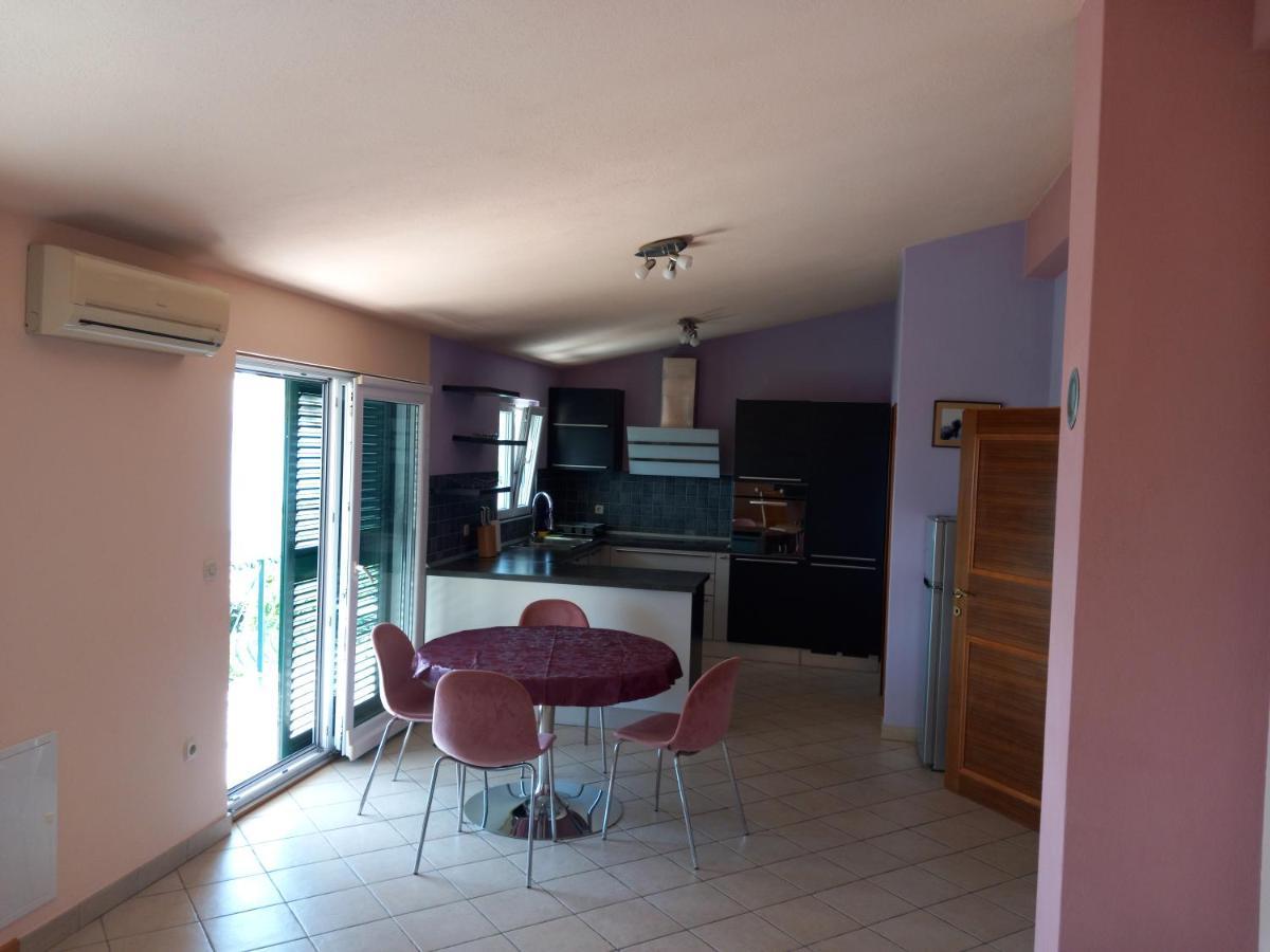 Mitan Apartman Tucepi Luaran gambar