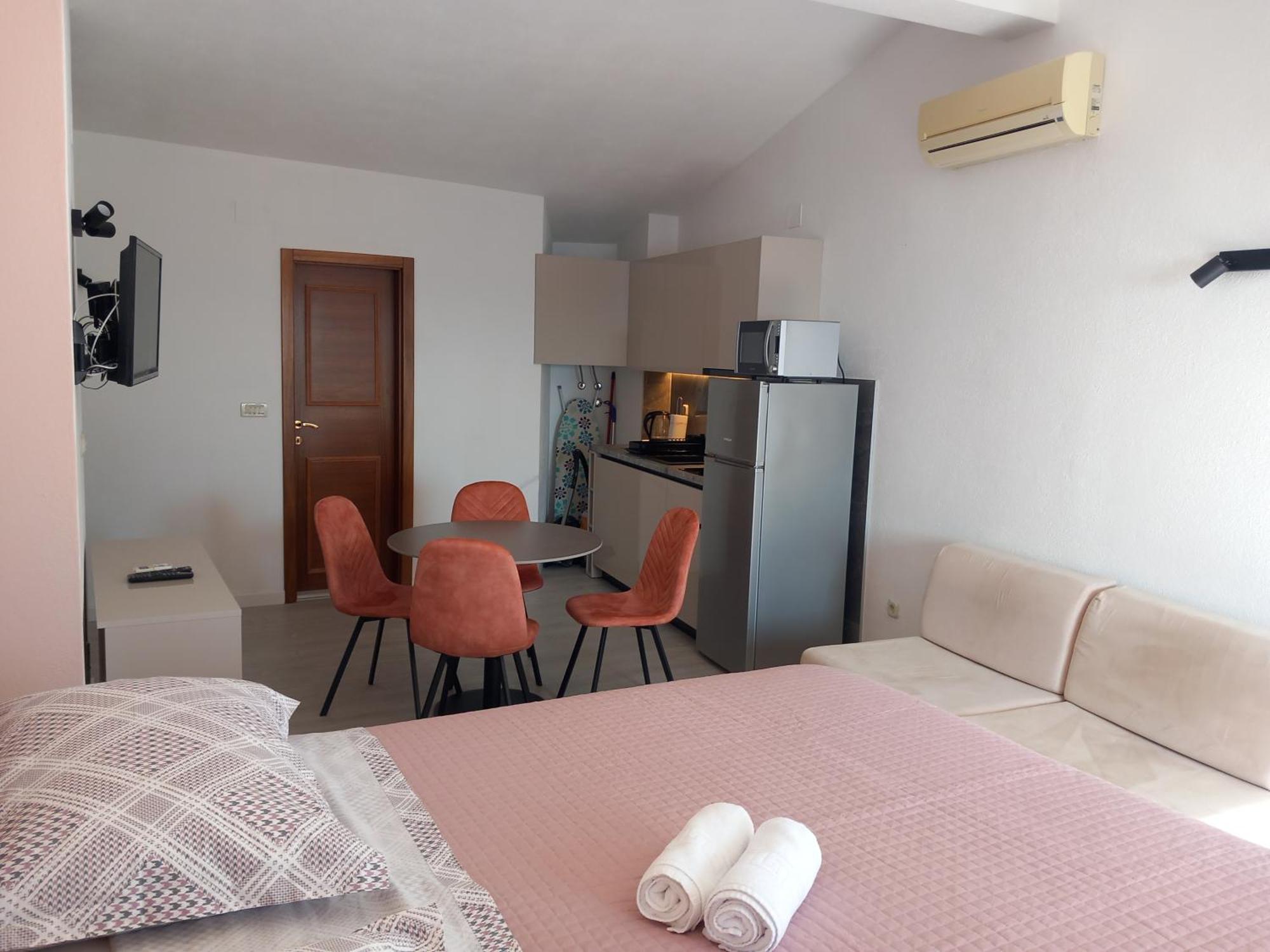 Mitan Apartman Tucepi Luaran gambar
