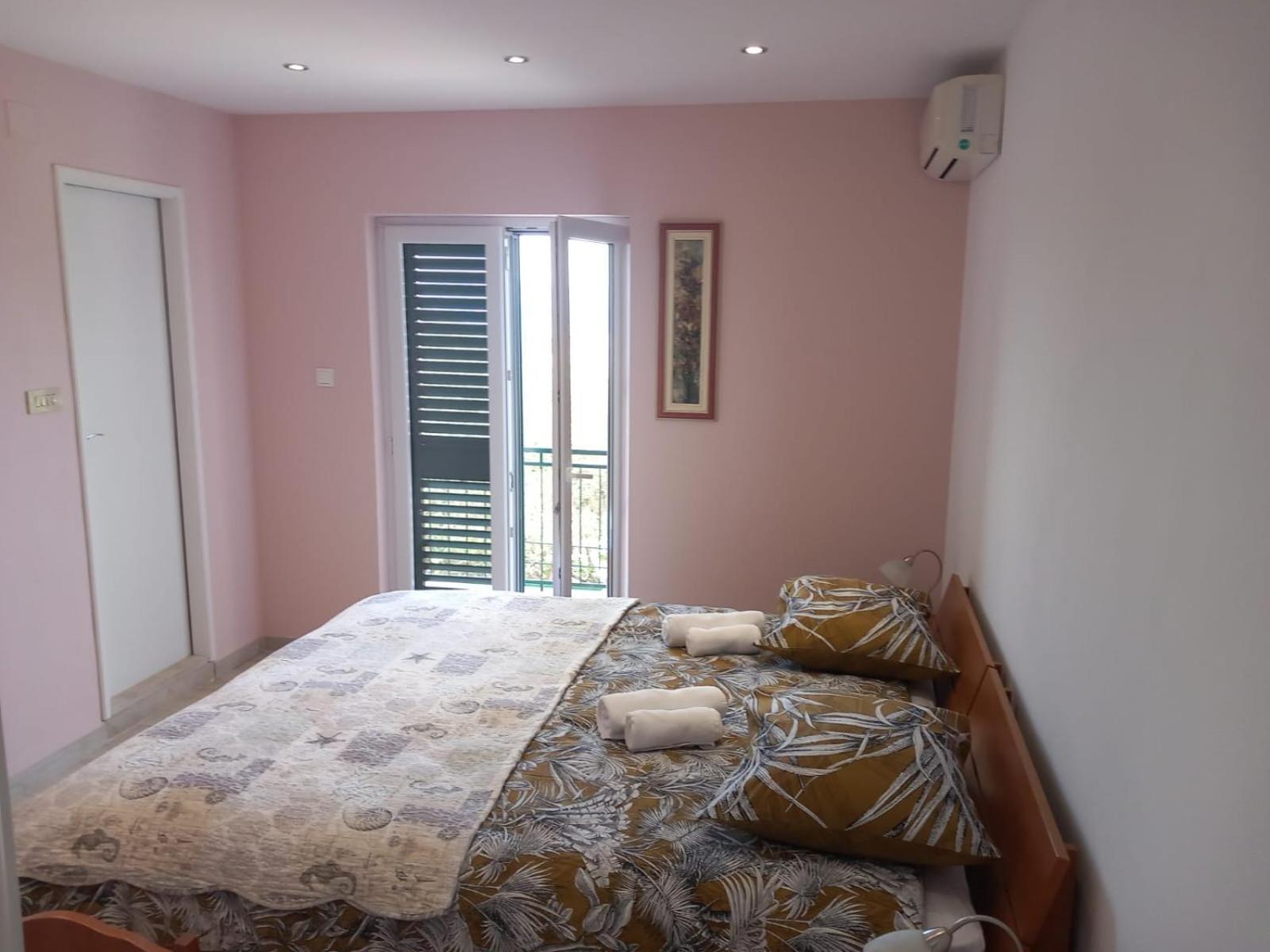 Mitan Apartman Tucepi Luaran gambar
